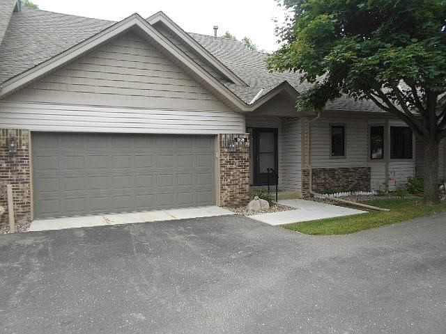 1st image of 13528 Parkwood Dr