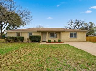416 E Johnson St, Hewitt, TX 76643
