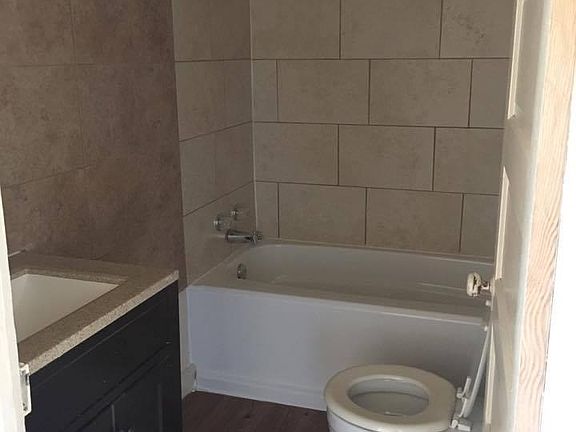 5th image of 304 N 19th St