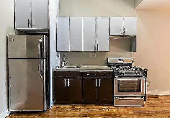 3rd image of 132 Meserole St #2F