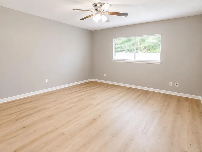 22131 Pearl Lake Dr — Photo 13