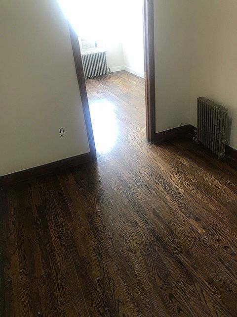 2nd image of 4414 5th Ave #4R