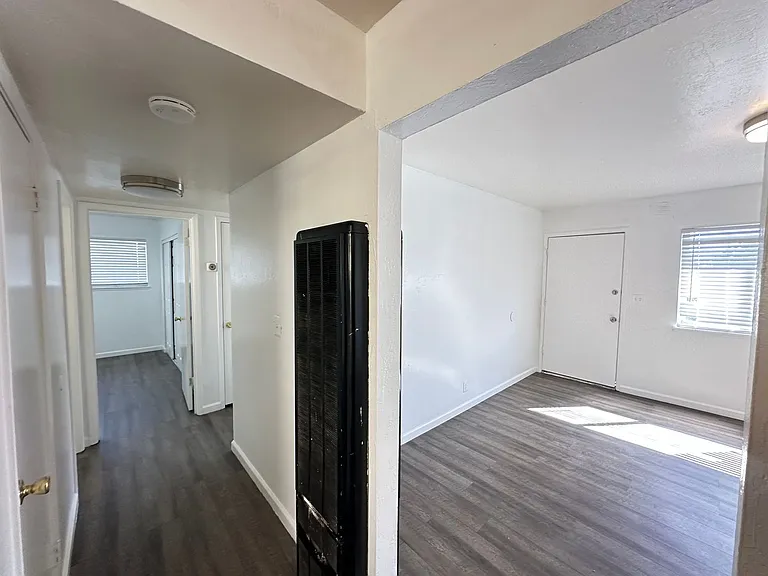 3408 68th Ave — Photo 7