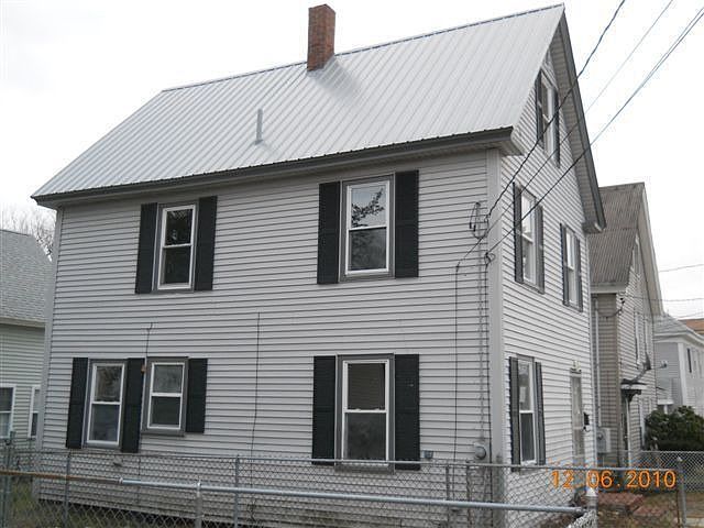 2nd image of 35 Spruce St