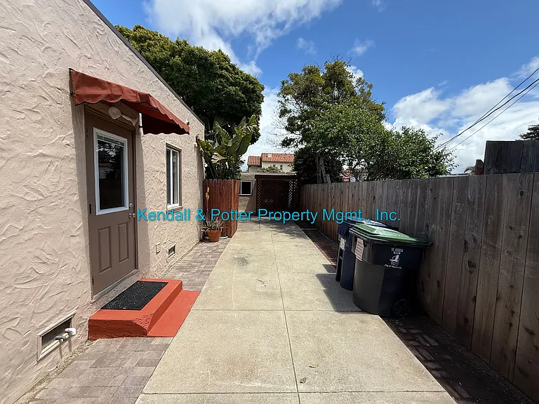 66 Roosevelt St — Photo 4