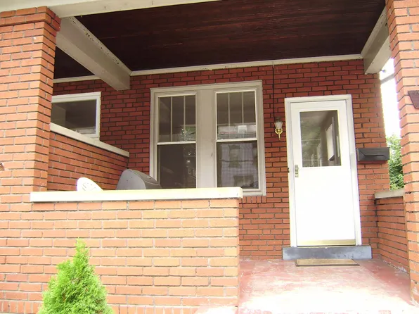 5623 Woodmont St, Pittsburgh, PA 15217