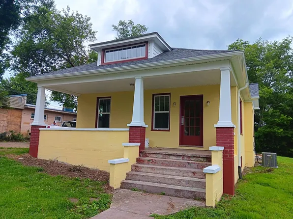 1813 7th St, Radford, VA 24141
