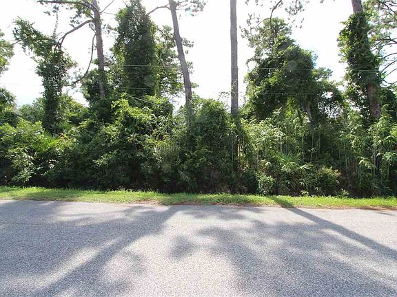 5th image of 228 Harvard Rd