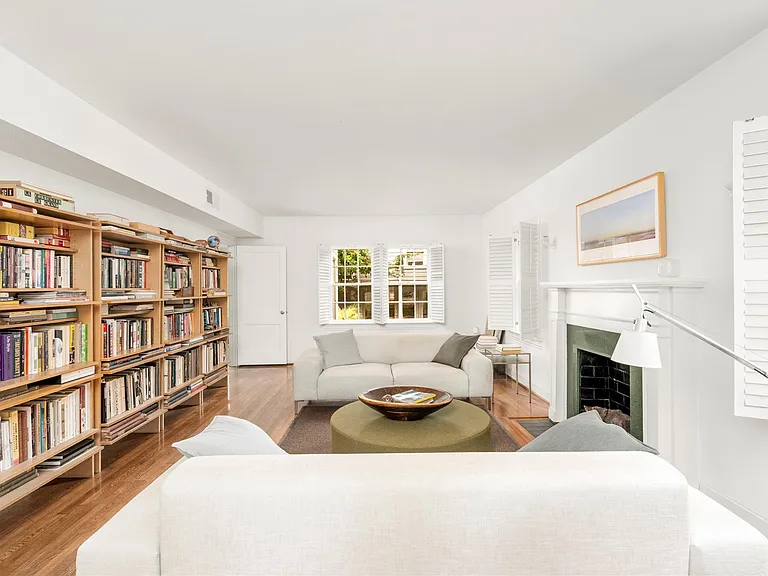 2120 Quenby St — Photo 4