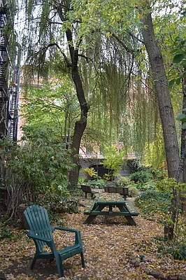 Rented by Weinstein Realty Group | media 15