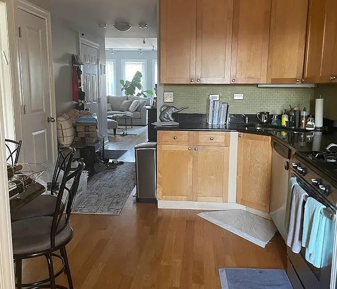 2705 W Albion Ave #3 — Photo 9