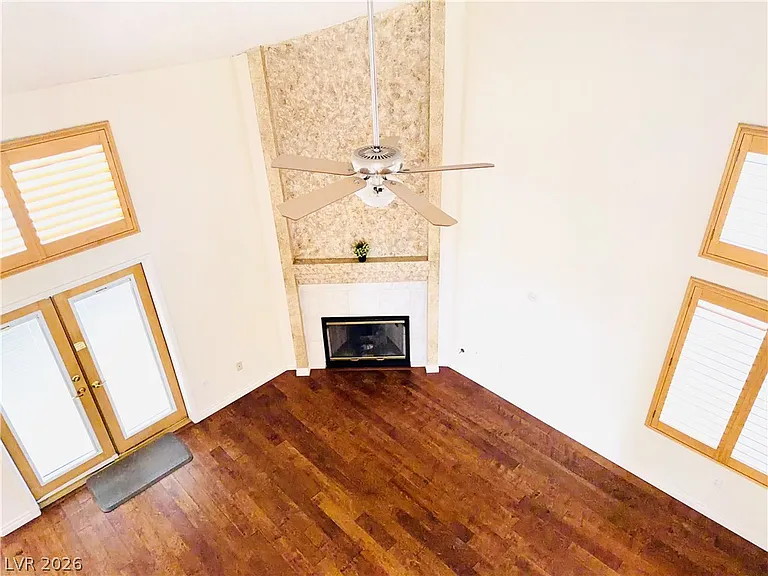 8405 Justine Ct — Photo 24