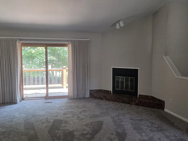6590 Misty Ln — Photo 2