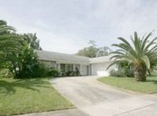 8200 Roxboro Dr, Hudson, FL 34667