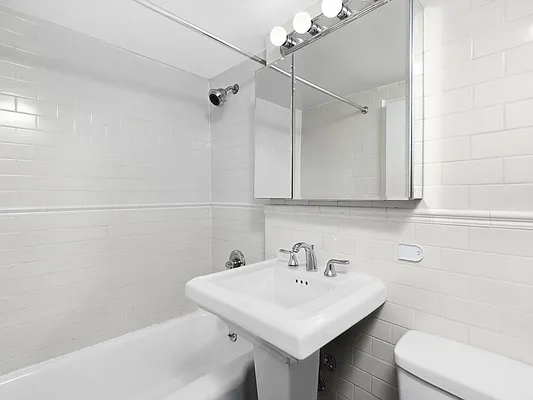 Rented by GoodRock Realty | media 6