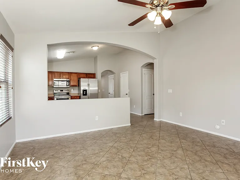 1222 W Jersey Way — Photo 5