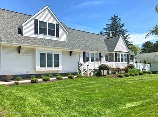 836 Church St, Moscow, PA 18444