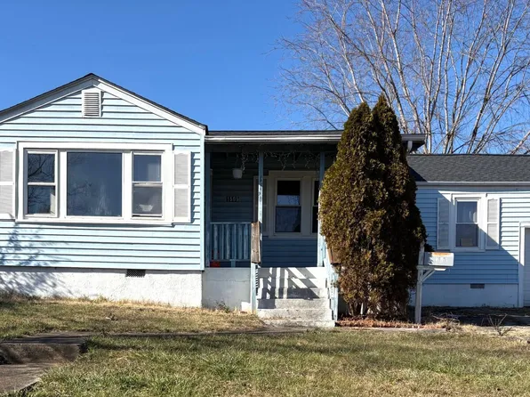 1505 E Unaka Ave, Johnson City, TN 37601