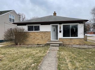 4900 Pelham St, Dearborn Heights, MI
