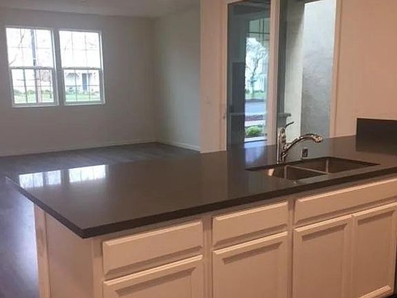 2nd image of 11020 International Dr