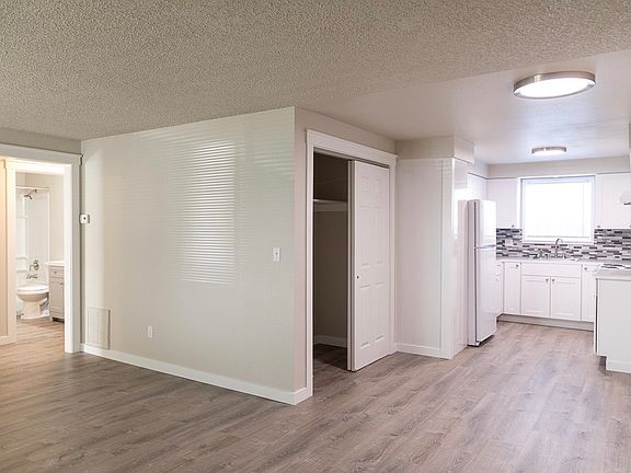 3rd image of 1133 Fortner St #11401189