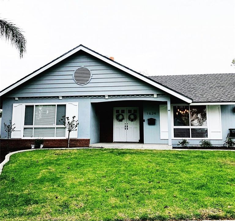 1st image of 1624 N Calle La Cumbre