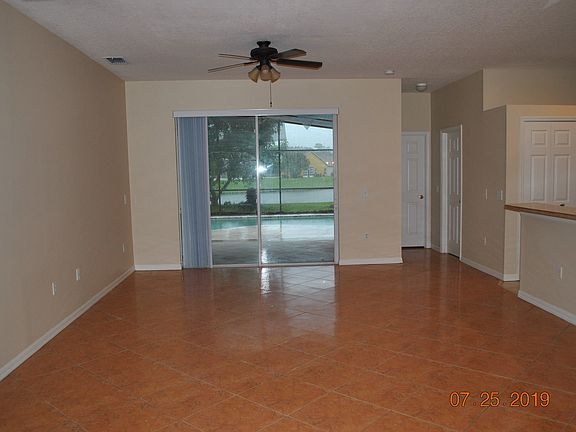 3rd image of 2510 Aster Cove Ln