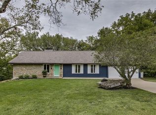 21018 Bittersweet Dr, Lenexa, KS 66220