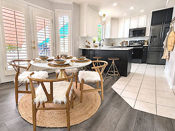 5th image of 9092 S Enchanted Oak Ln E