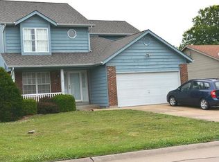 2427 Golden Gate Dr, Imperial, MO 63052