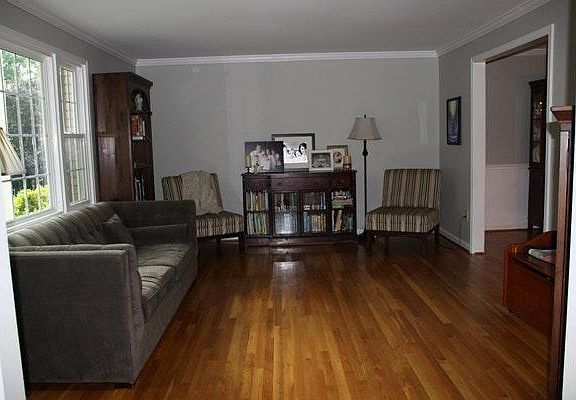 4th image of 9206 Cutting Horse Ct