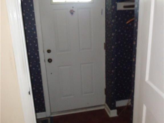5th image of 262 Southwood Dr