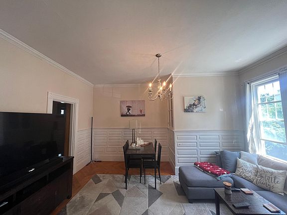 5th image of 17 Horton St #1