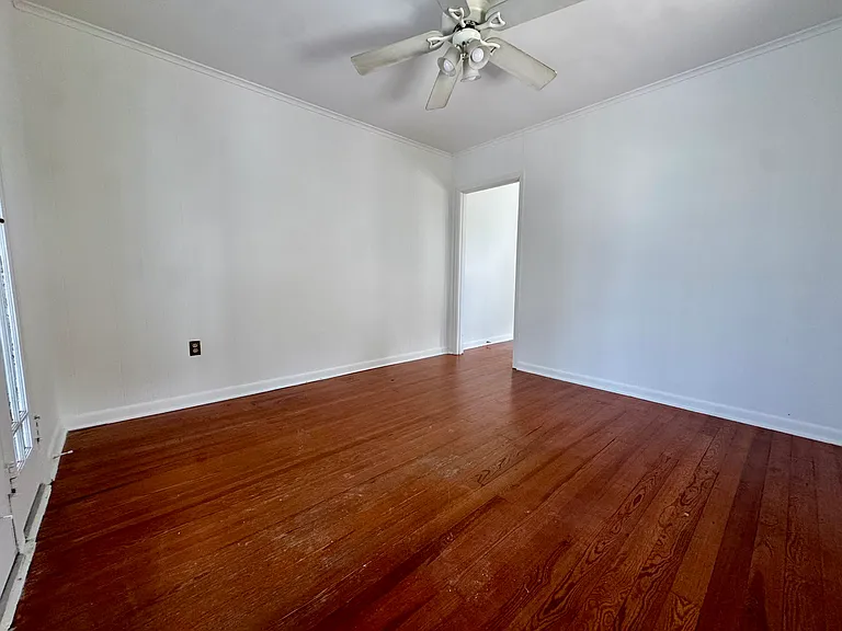 209 Audubon St — Photo 11