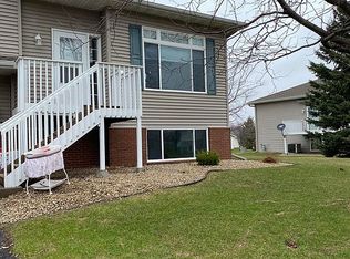 1410 Senate Ln, Northfield, MN 55057