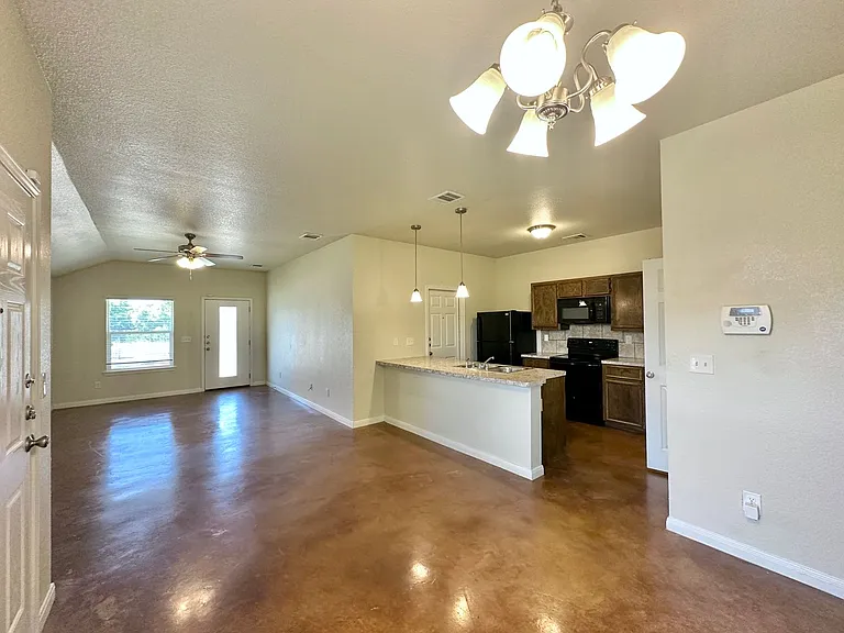 4502 Skyflower Ln — Photo 7