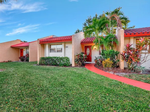 204 Lake Helen Drive #204, West Palm Beach, FL 33411
