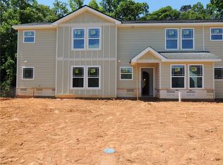 5920 Garden Cir, Douglasville, GA 30135
