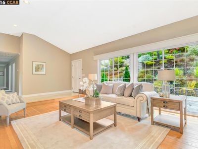 14 Hall Dr, Orinda, CA, 94563