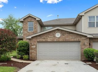 1038 Regent Dr, Matteson, IL 60443