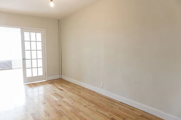 Rented by Grand & Co. | media 2