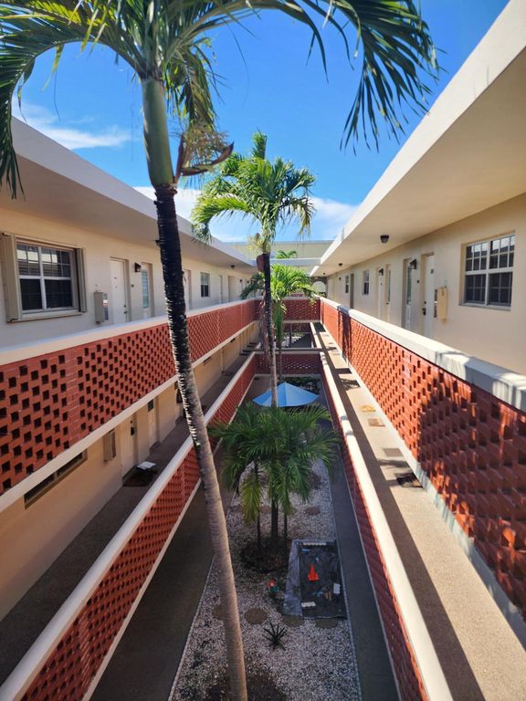2301 NE 14th St Causeway #305e, Pompano Beach