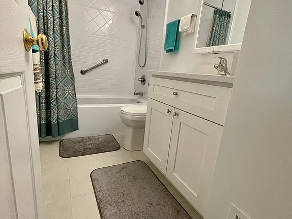 Bathroom1