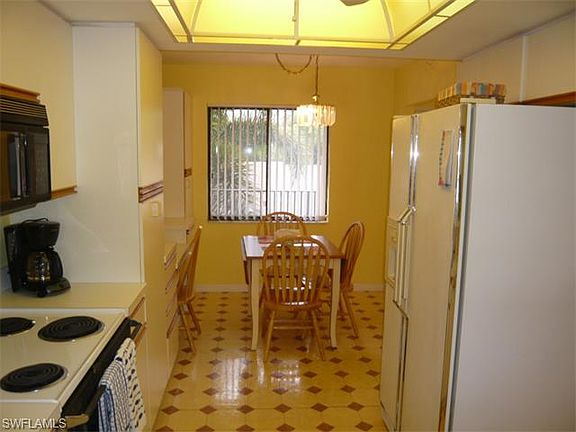 5th image of 4120 Lorene Dr Unit 203