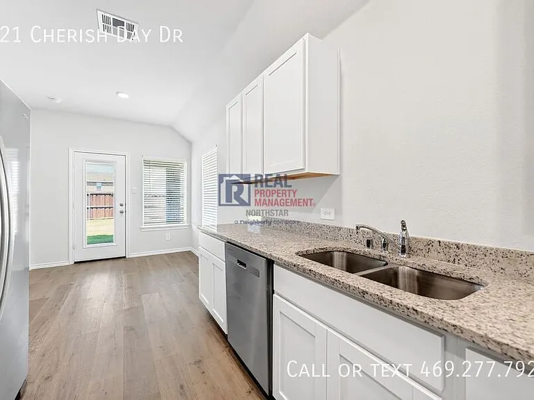 621 Cherish Day Dr — Photo 16