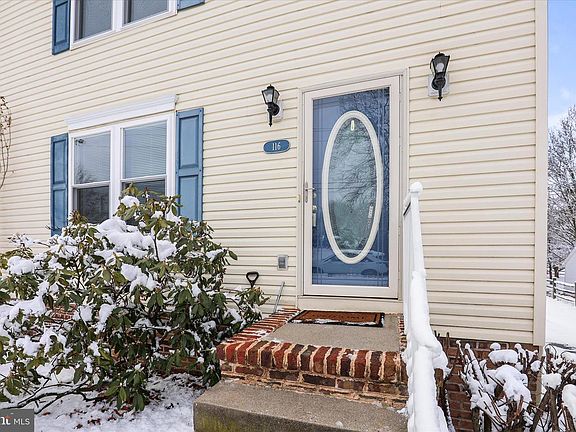 3rd image of 116 Ruel Ave