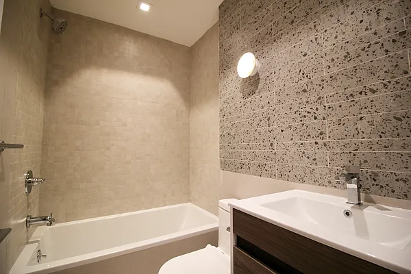 Rented by Hagstrom Management Inc | media 28