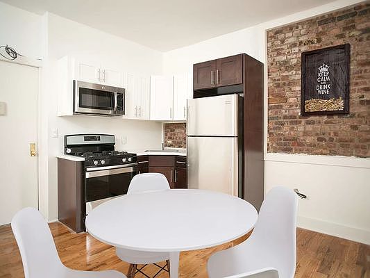 1st image of 16 Clarkson Ave #3D