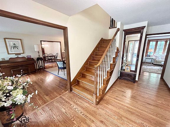 3rd image of 3516 Canterbury Dr
