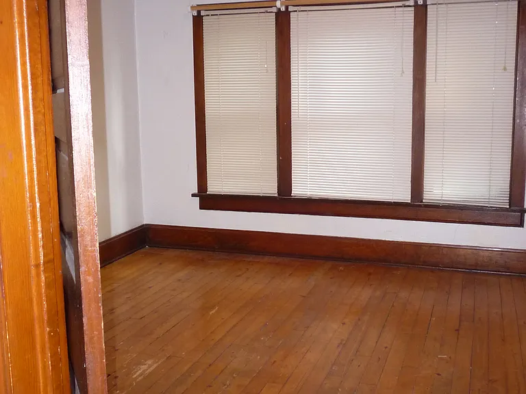 503 Oak Ave S #B — Photo 8